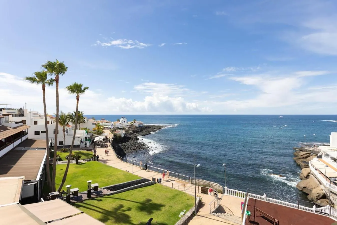 דירות אדחה Penthouse Marina Caleta, La Caleta ספרד