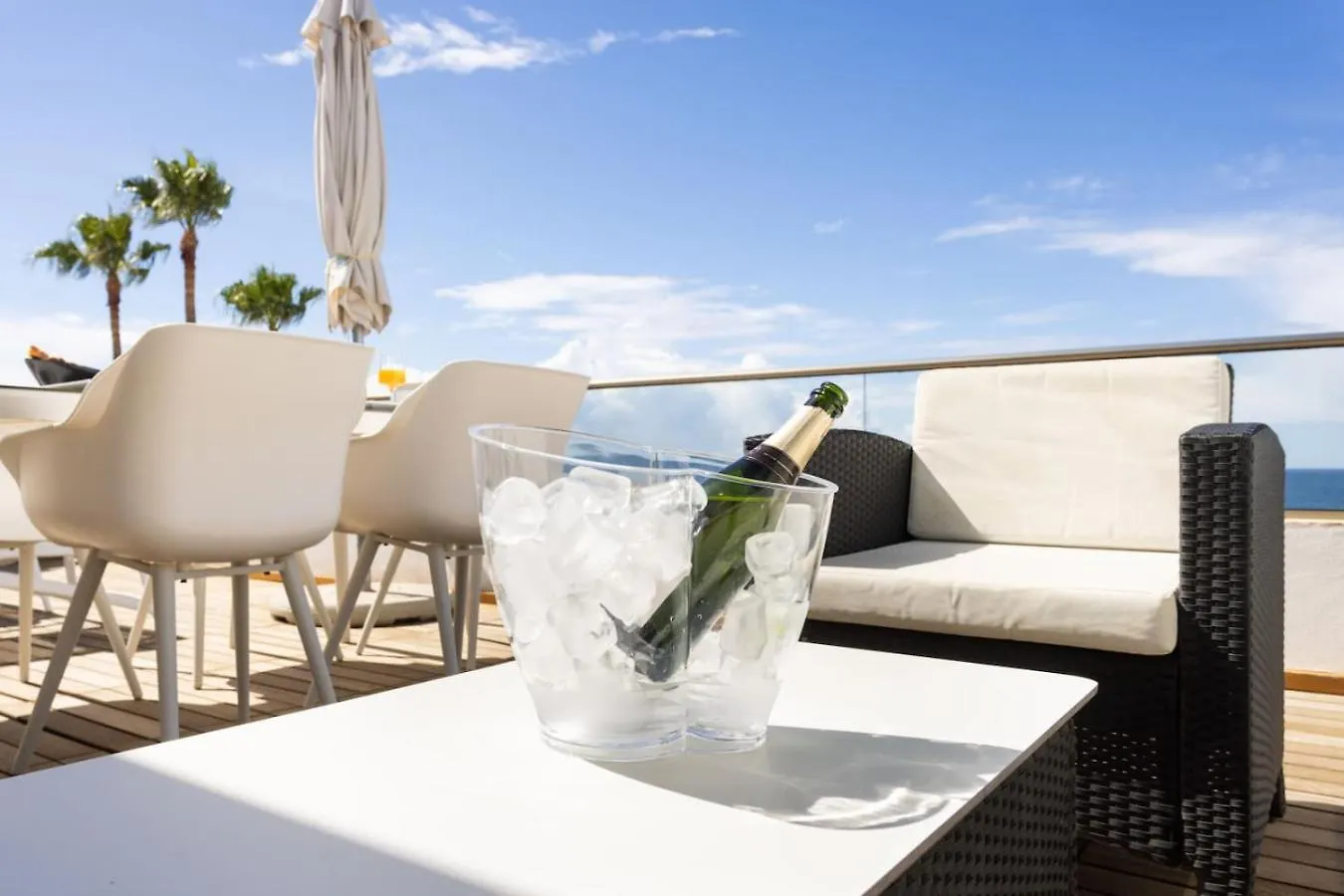 דירות אדחה Penthouse Marina Caleta, La Caleta